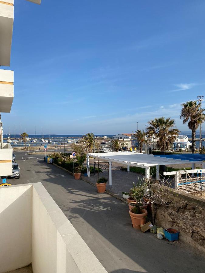 I Fenicotteri - Appartamenti Sul Mare กาลาเซตตา ภายนอก รูปภาพ