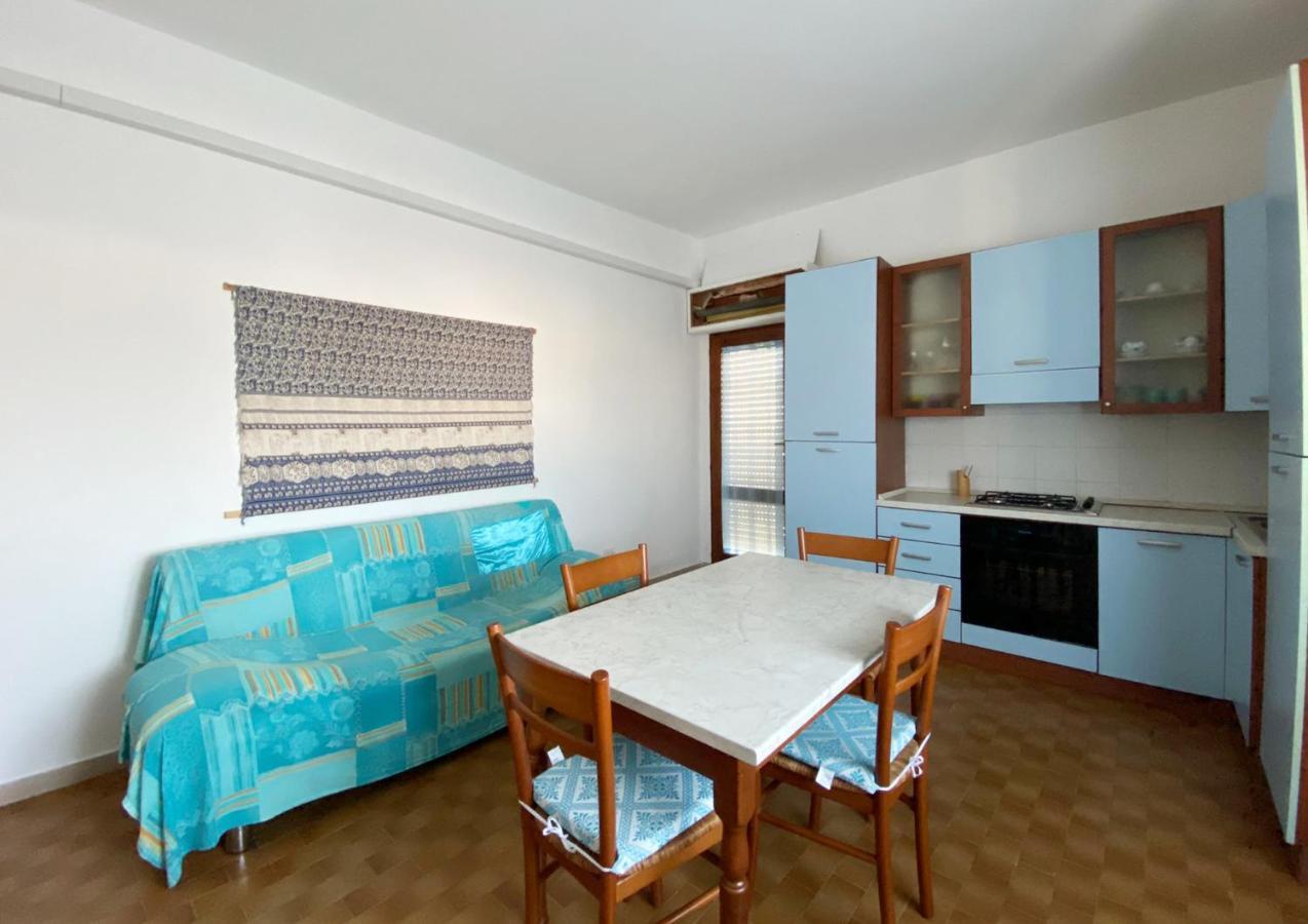 I Fenicotteri - Appartamenti Sul Mare กาลาเซตตา ภายนอก รูปภาพ