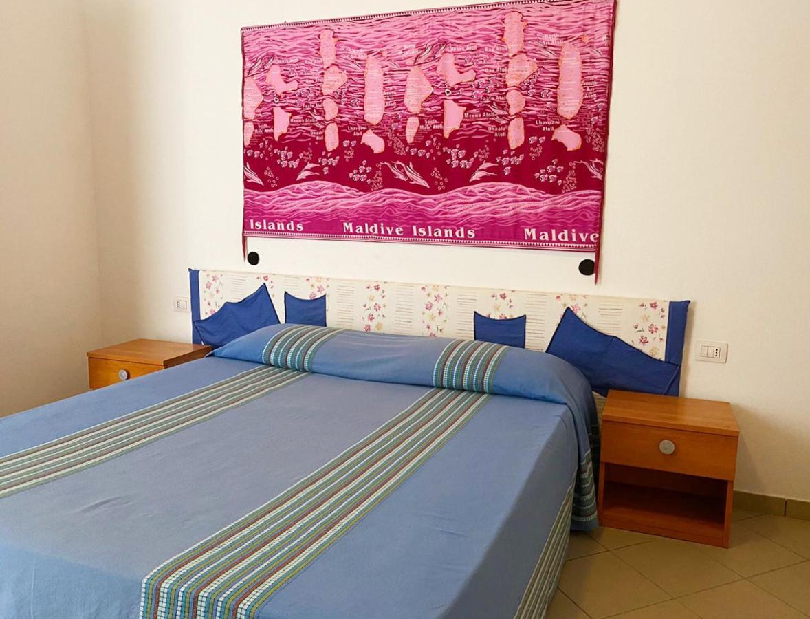 I Fenicotteri - Appartamenti Sul Mare กาลาเซตตา ภายนอก รูปภาพ